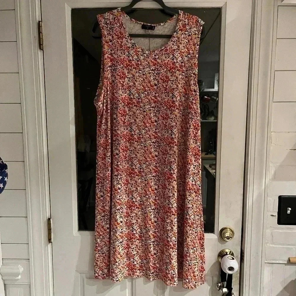 Sleeveless Floral Swing Dress in Multi-Color